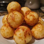 Pastel de queijo crocante frito na AirFryer.